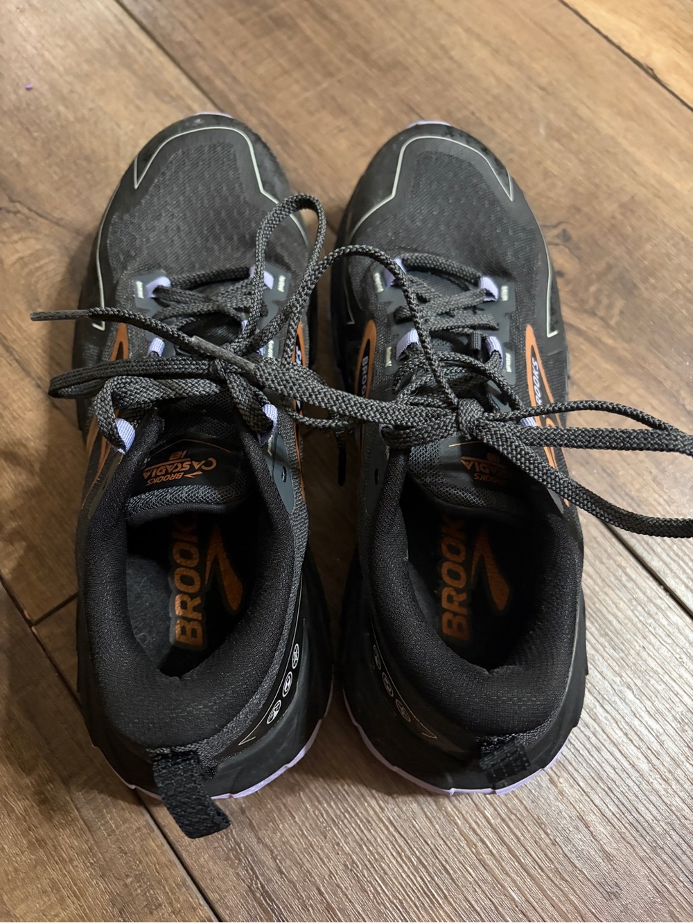 Brooks Cascadia 17 Trail Running Shoes